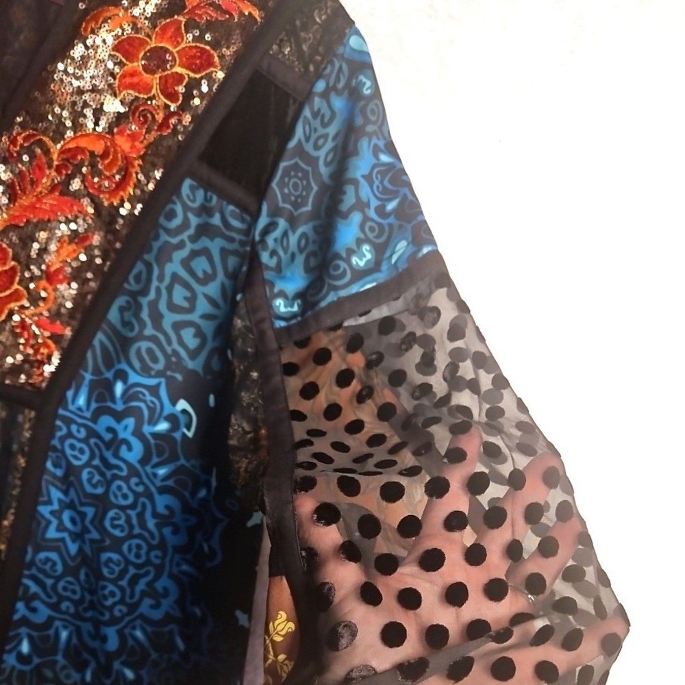 Soft Surroundings Adassa Tunic Top M Boho Velvet Burnout Sequin Patchwork #571 - Picture 6 of 14